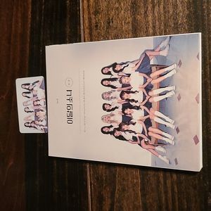 Loona No. 18 with group PC